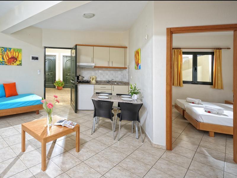Kristalli Hotel Apartments マリア エクステリア 写真