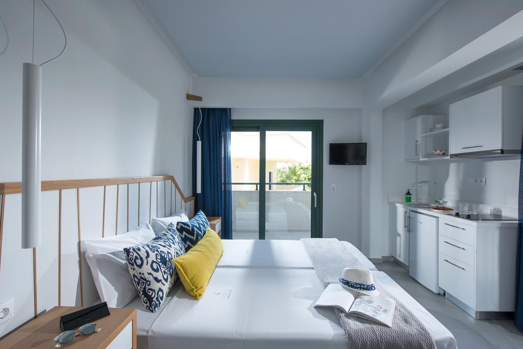 Kristalli Hotel Apartments マリア エクステリア 写真