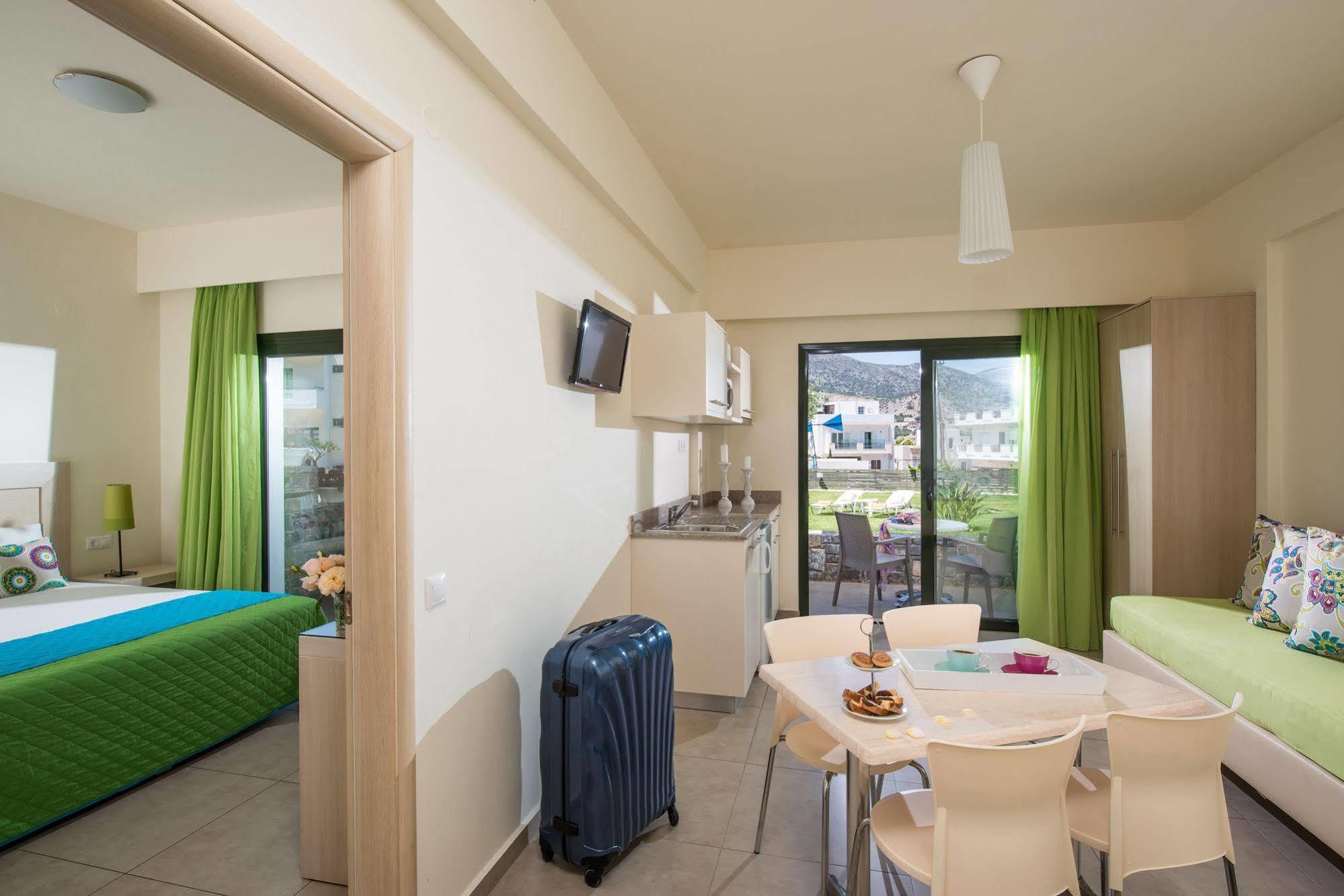 Kristalli Hotel Apartments マリア エクステリア 写真