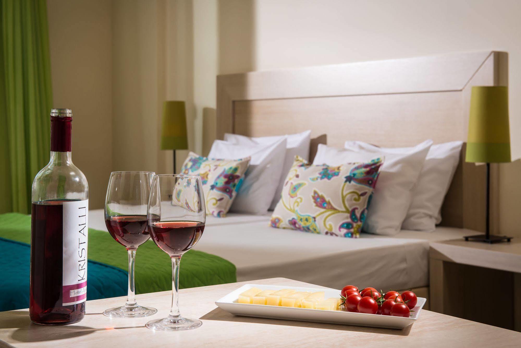 Kristalli Hotel Apartments マリア エクステリア 写真